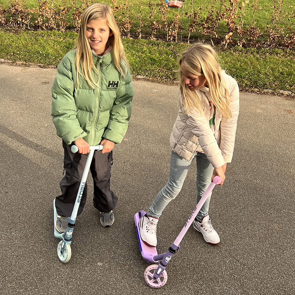 Story E-Motion Kinder Elektroroller