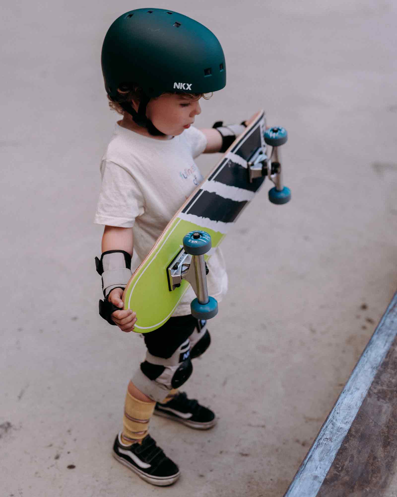 NKX Claws Skateboard