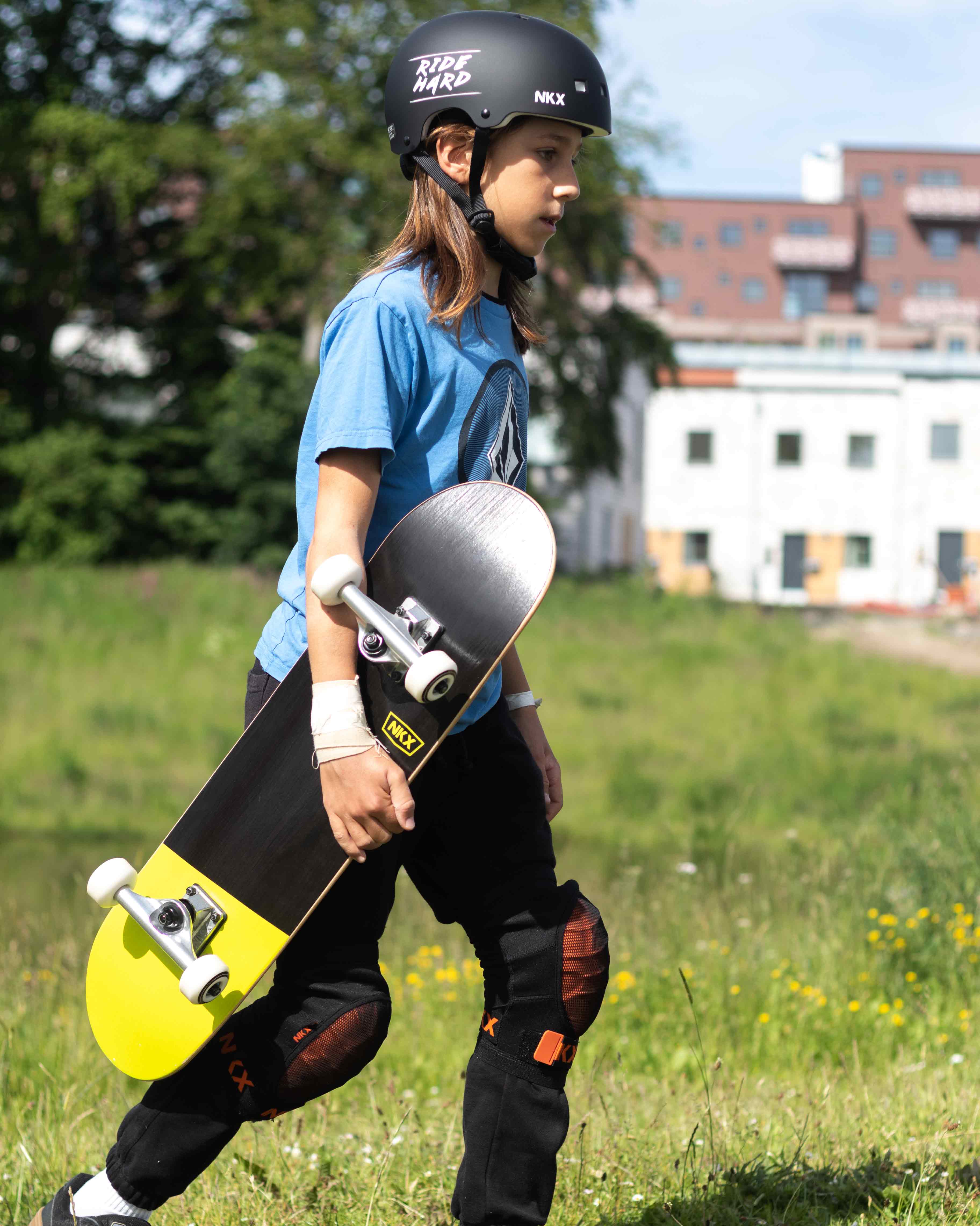 NKX Brain Saver zertifizierter Skate-Helm