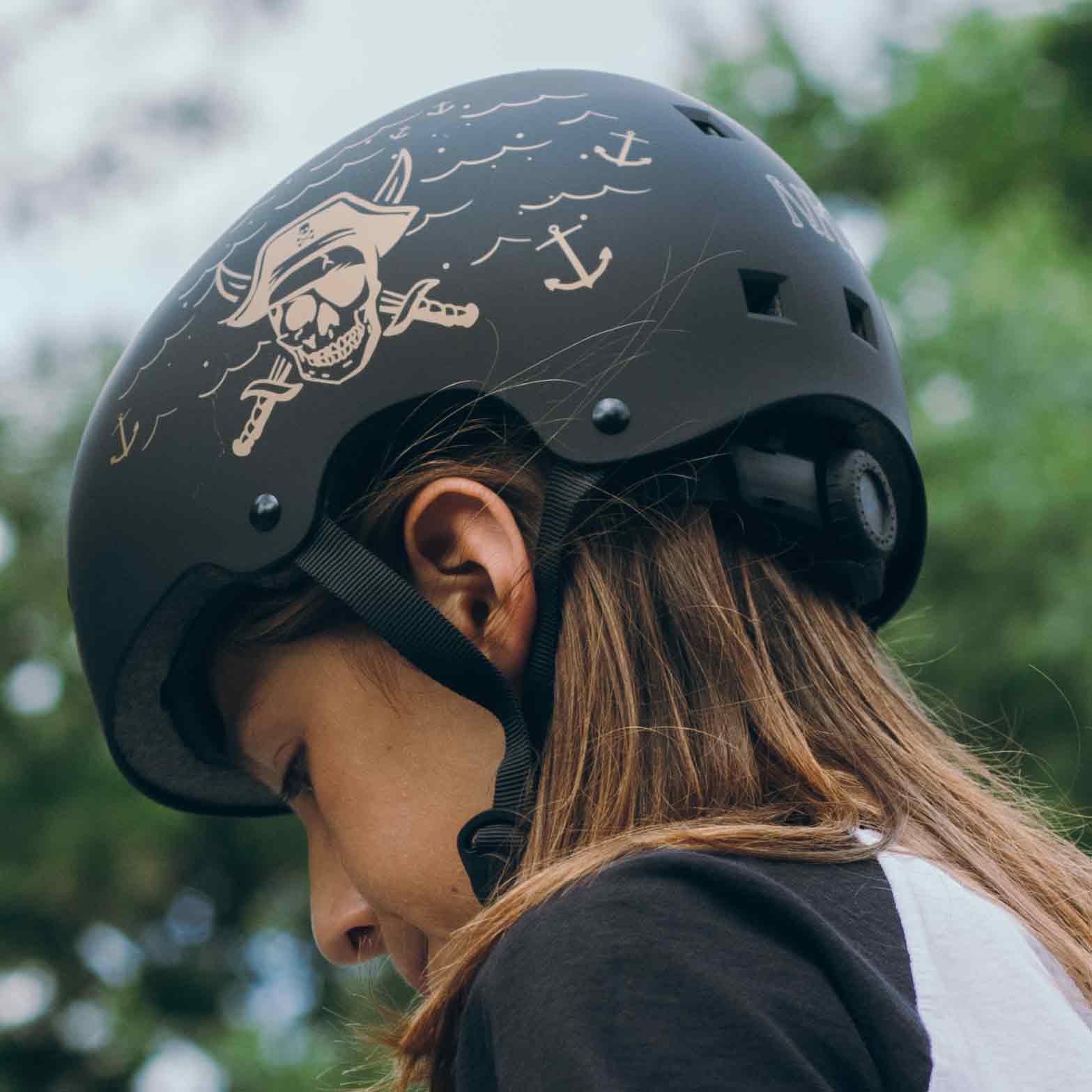 NKX Brain Saver zertifizierter Skate-Helm