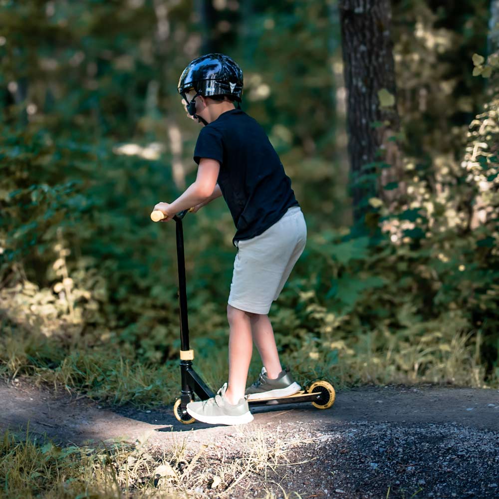 Story Outlaw Stunt Scooter