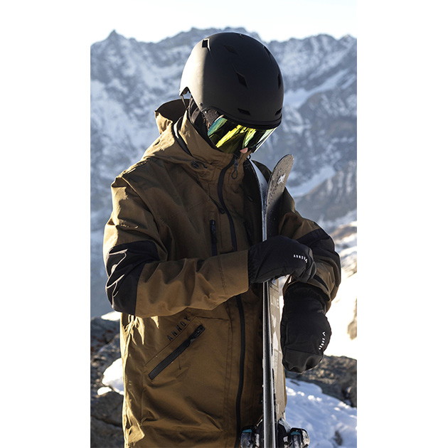 NKX Nomad Schneehelm