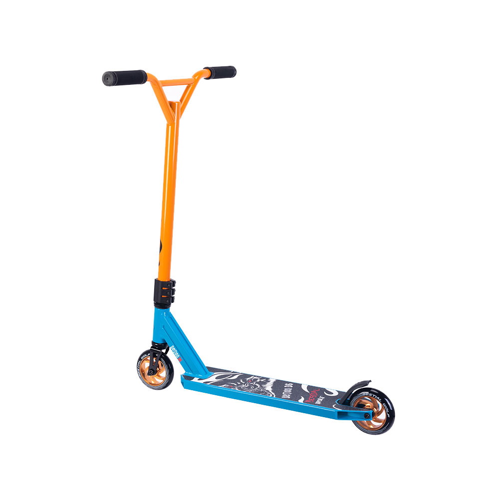 Bestial Wolf Demon D6 Stunt Scooter