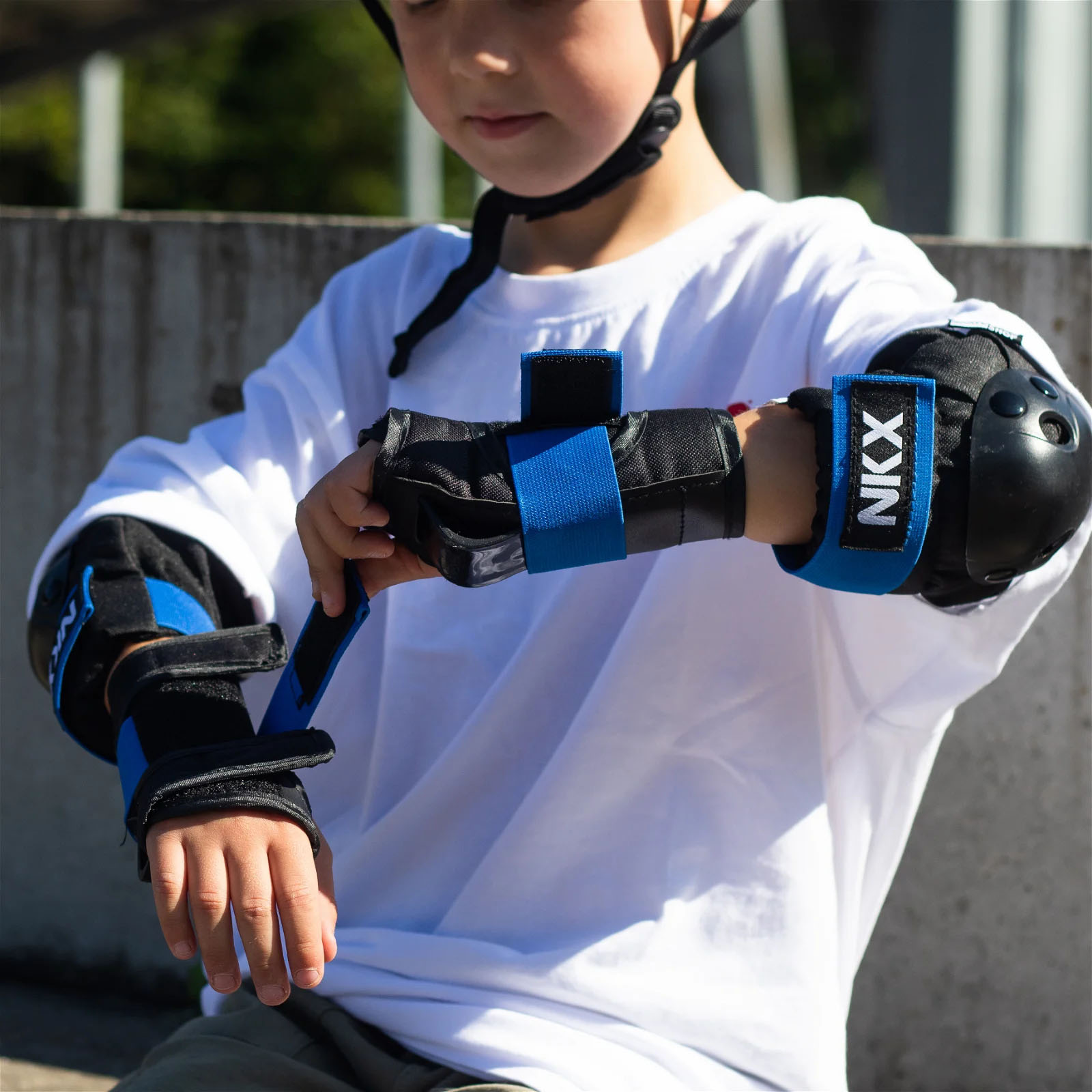 NKX 3er-Pack Pro Kinder Schutz-set - Knieschützer, Ellenbogenschützer und Handgelenkschützer