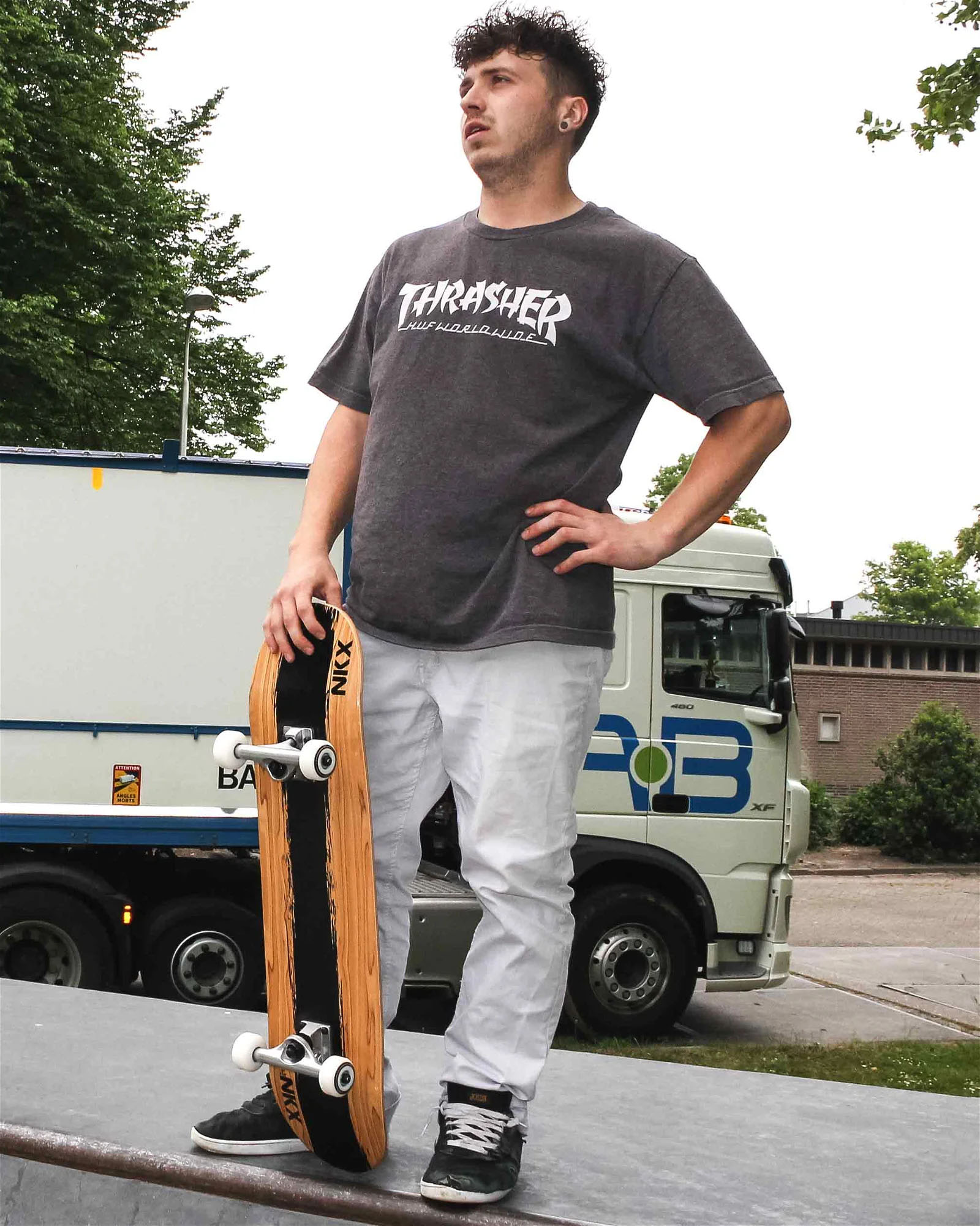 NKX Skateboard 8,25