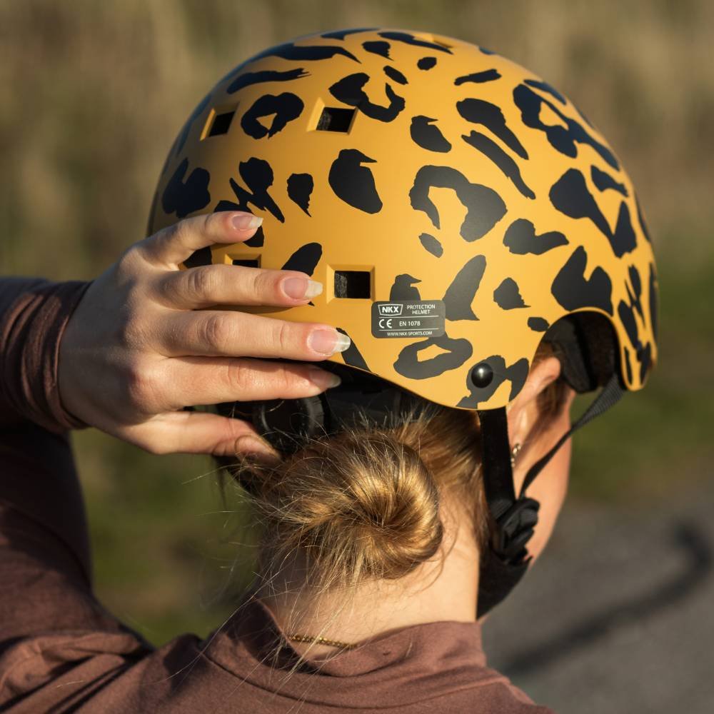 NKX Brain Saver zertifizierter Skate-Helm