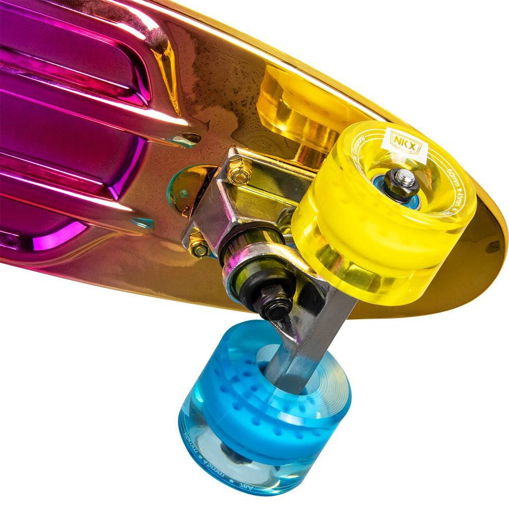 NKX Deluxe Skateboard 22"
